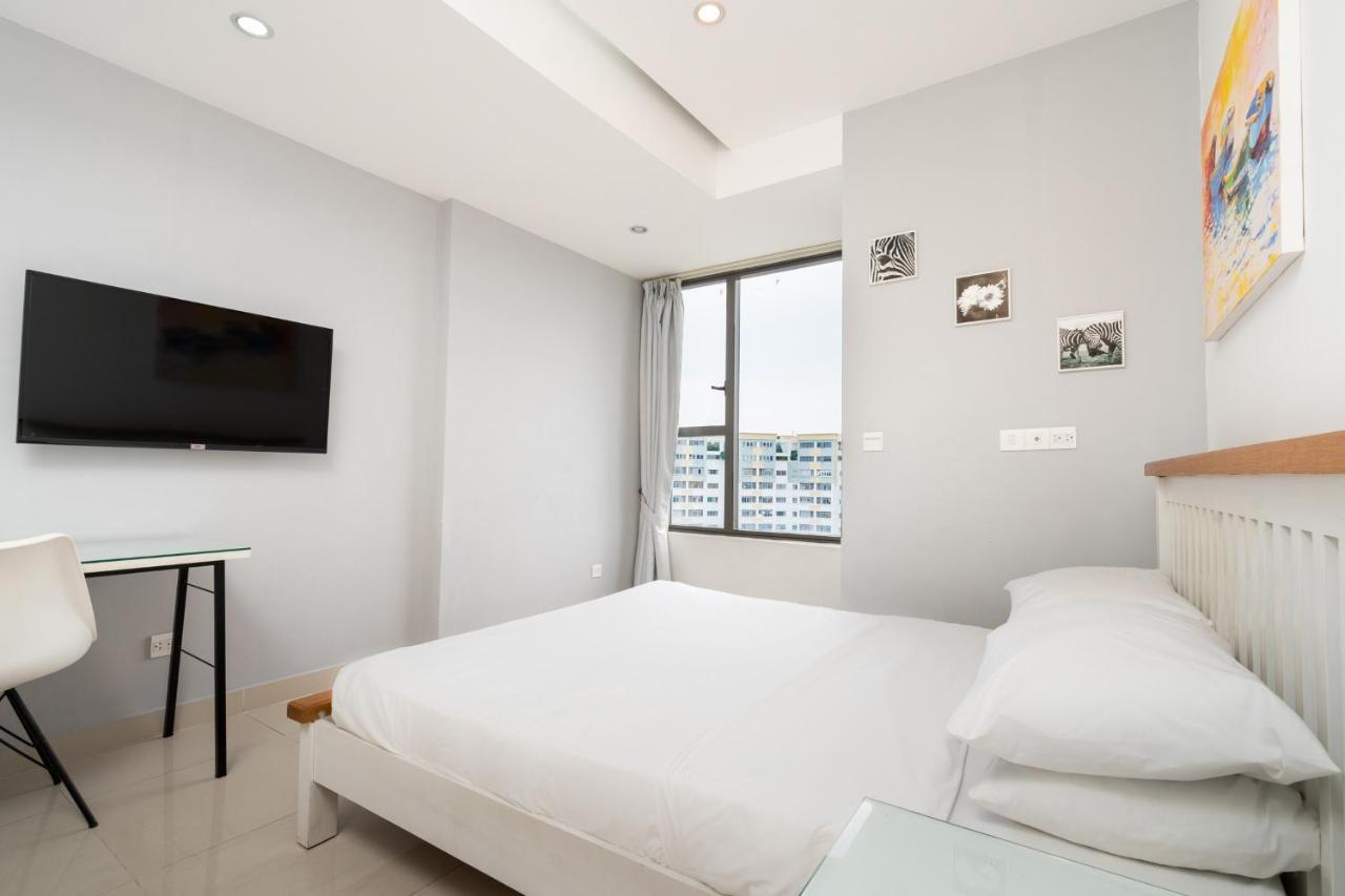 הו צ'י מין סיטי River Inn Apartment With Pool & Gym מראה חיצוני תמונה
